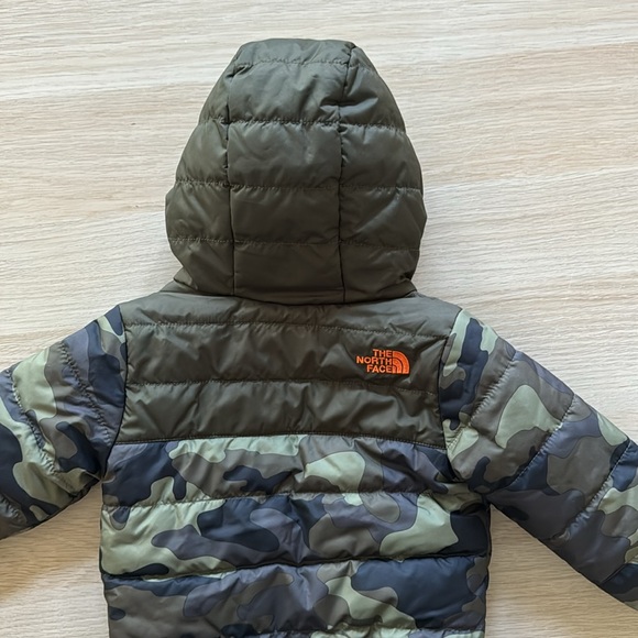 North Face Reversible Baby Winter Jacket - Size 6-12M - Picture 3 of 10